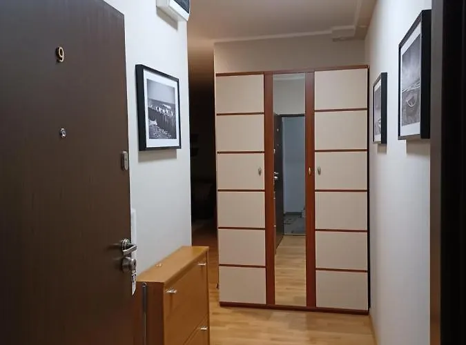 Blisko Plazy Apartman *